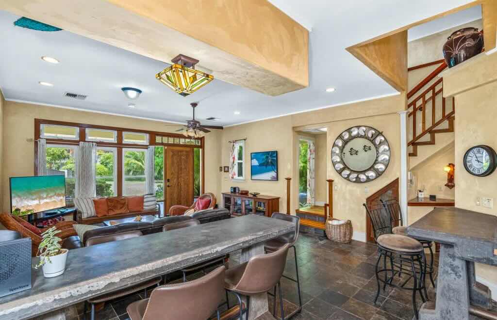 Bright interior living space with vaulted ceilings at 2165 Iliili Rd
