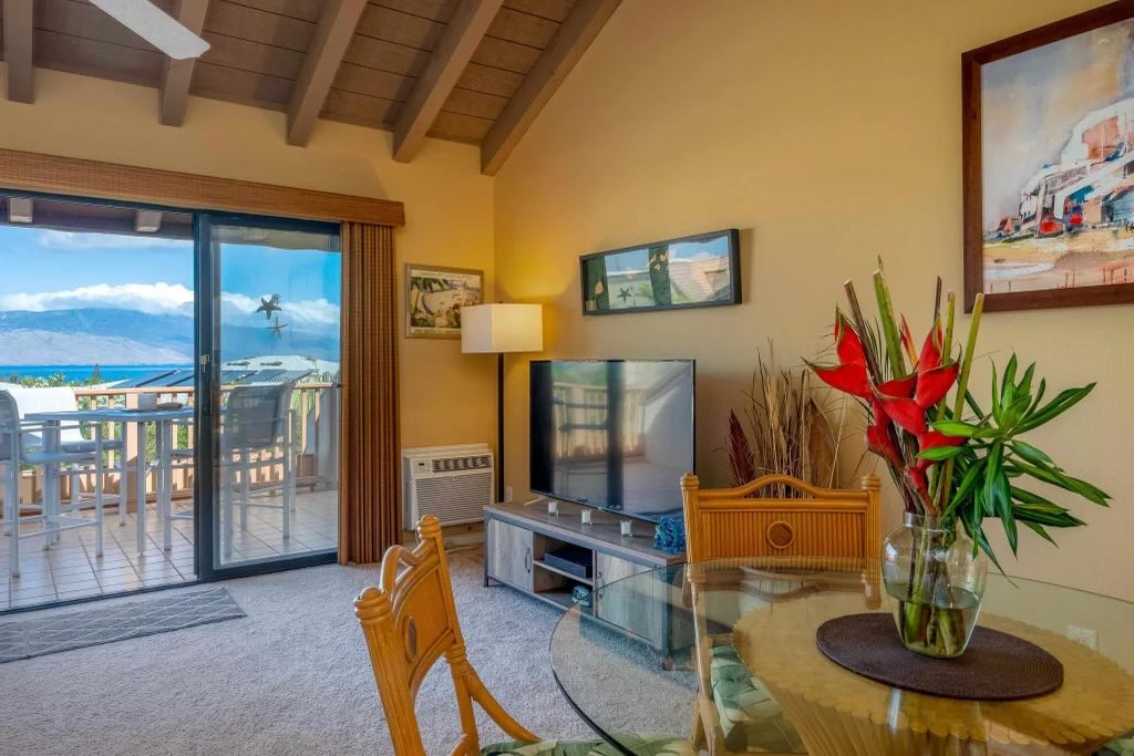 Waterproofed and retiled lanai at Maui Kamaole L204 with tropical South Kihei surroundings