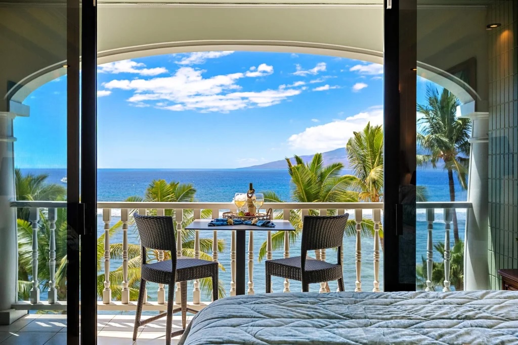 Renovated interior of 475 Front St #635 at Lahaina Shores in Lahaina